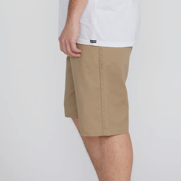 Volcom VMONTY STRETCH SHORTS - KHAKI size 30 - Picture 4 of 10